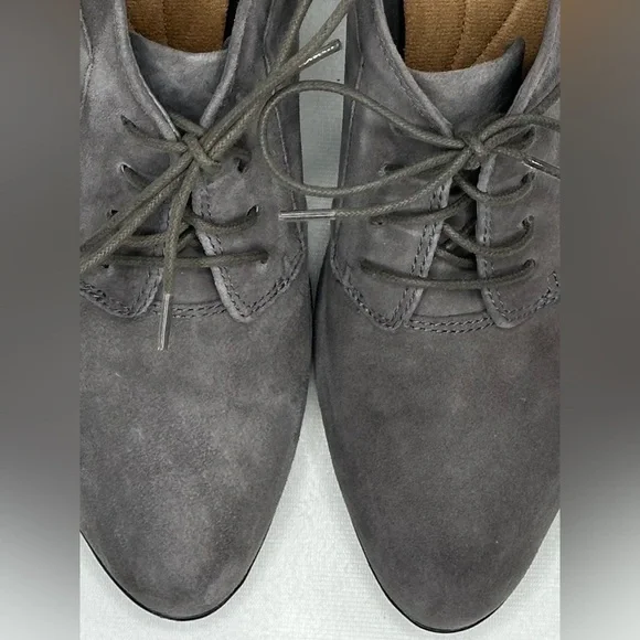Clark’s Araya Hale Gray Lace Up Shoes Booties Sz 11 - Picture 5 of 8